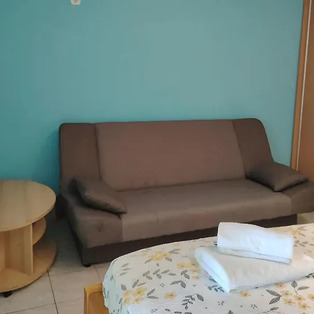 Comfort Rijeka -studio With Terrace Near The Sea 6 *
